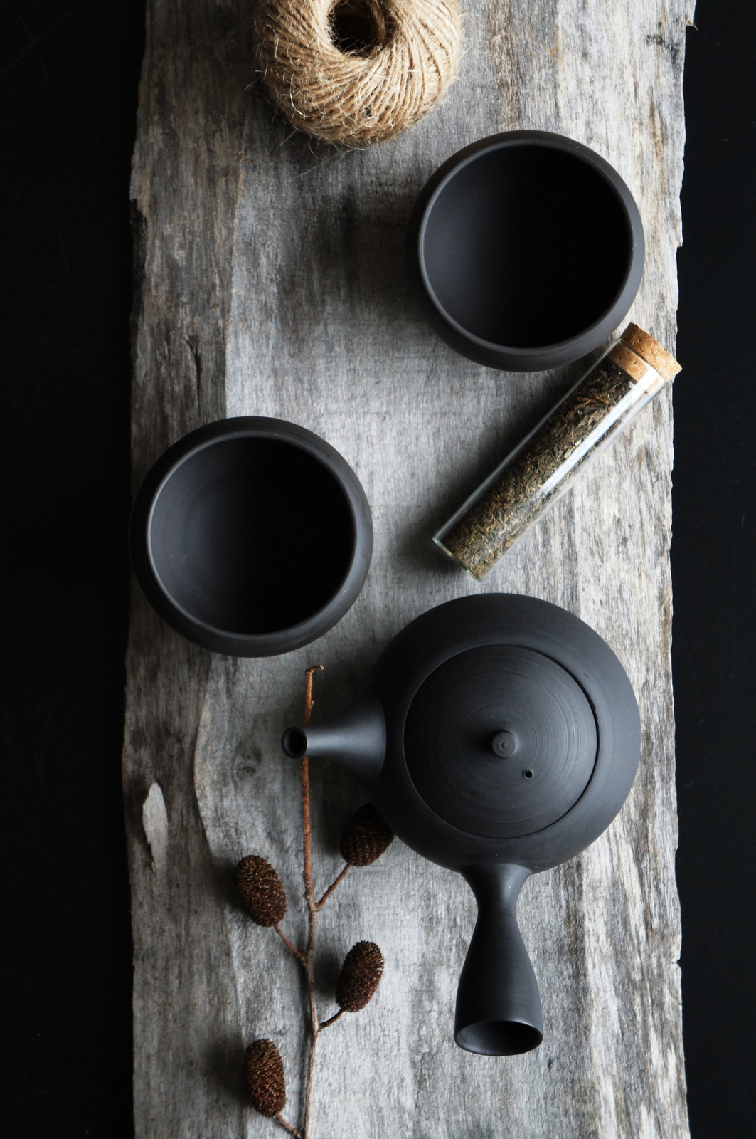 日本SALIU日本九州手工常滑燒急須壺(單柄茶壺)【RYO凌系列】330ml【啞光黑色】【日本製】6